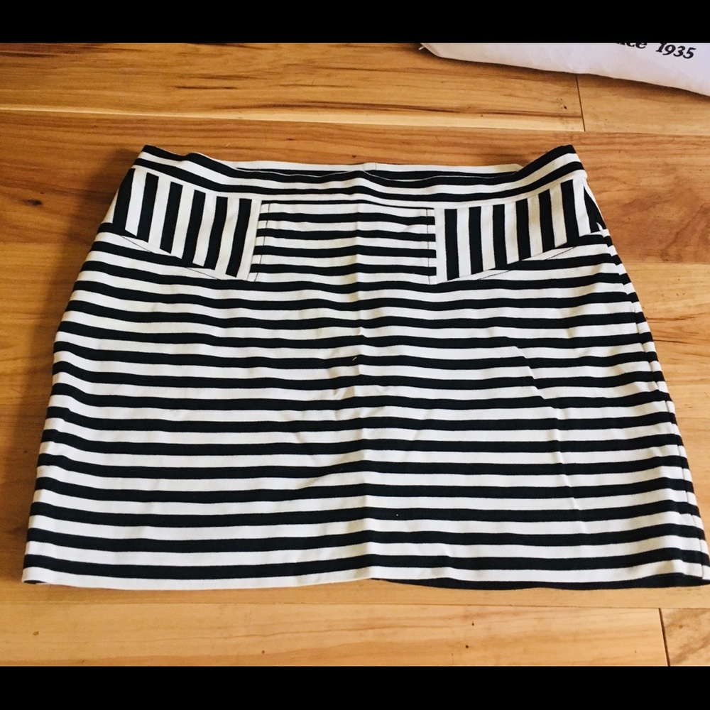 French Connection Mini Skirt New Never Worn 10 L